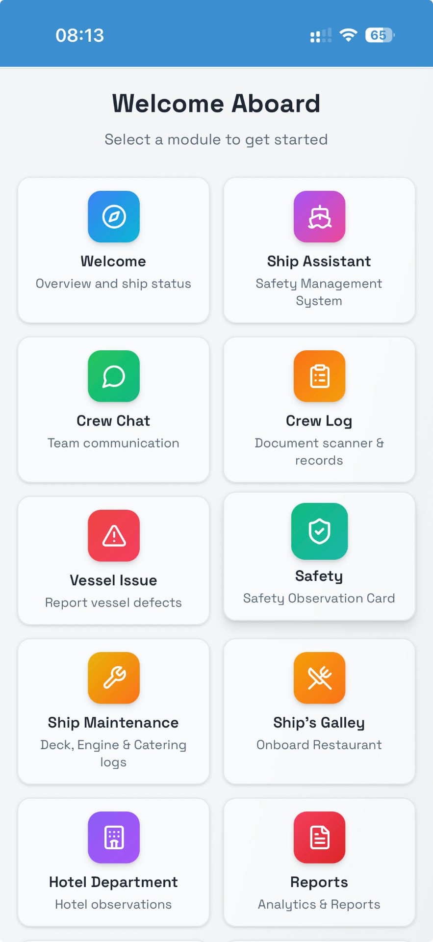 SeaCoreApp dashboard showing vessel status, daily briefing, and captain announcements
